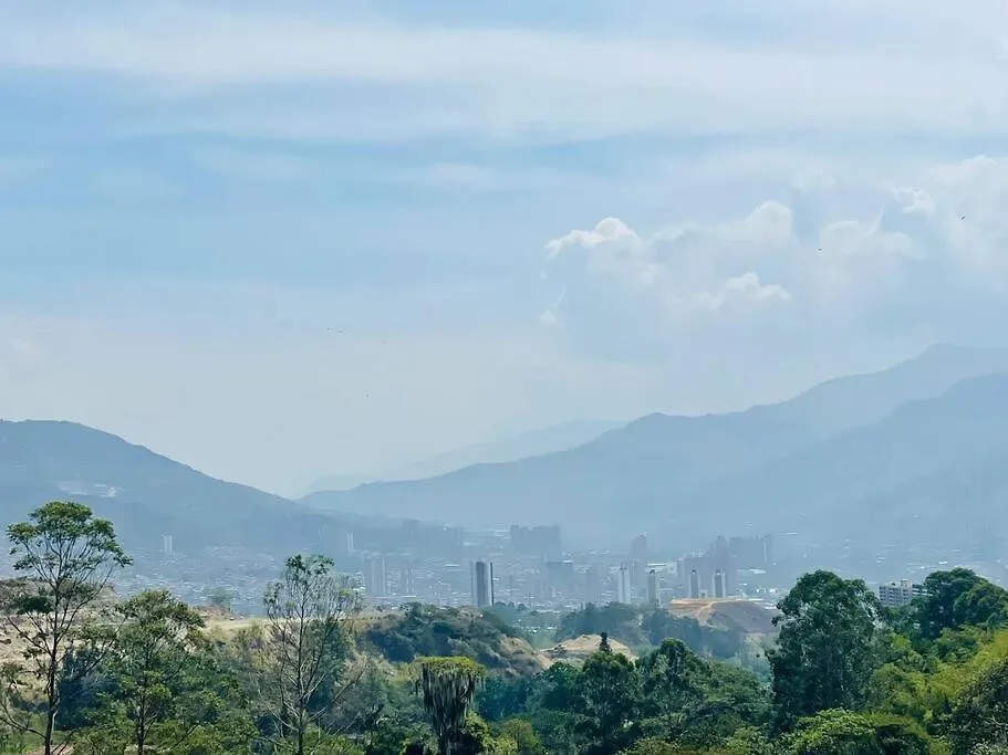 Apartment Apto Renovado 2 Hab A 6 Minutos Del Graffitour Medellin Colombia