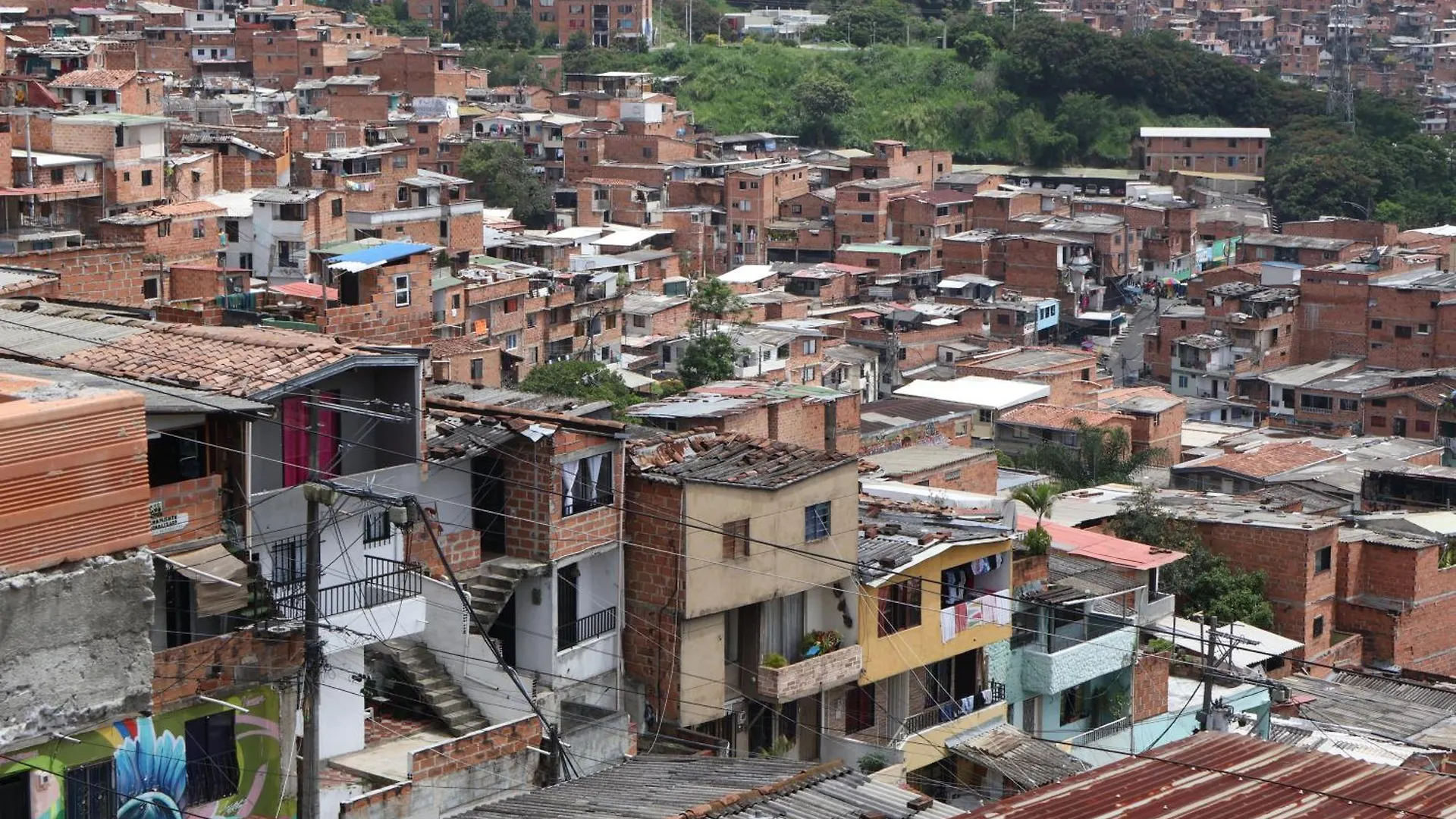 Apto Renovado 2 Hab A 6 Minutos Del Graffitour Medellin 0*,  Colombia
